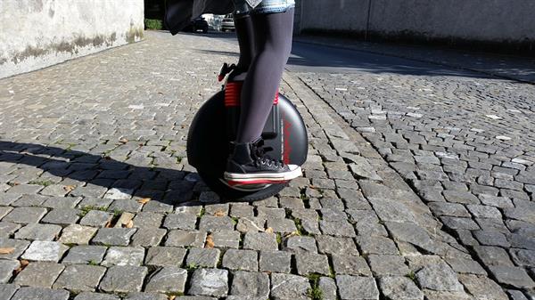 electric gyroscopic unicycles